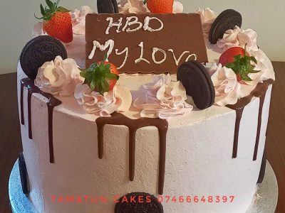 Tam& Tun cakes