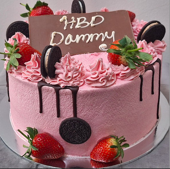Tam& Tun cakes